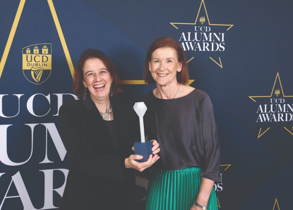 UCD Alumni Awardee 2023 in Research Innovation and Impact Dr Eileen Furlong with Prof. Helen Roche, previous VP for Research, Innovation & Impact. 